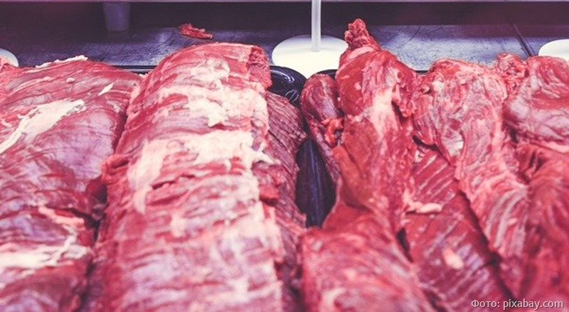 Двое работников мясоперерабатывающего предприятия украли свыше 200 килограммов сырья