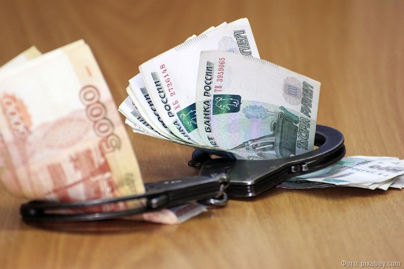 Директора фонда из Калининграда присвоил часть 10-миллионного гранта