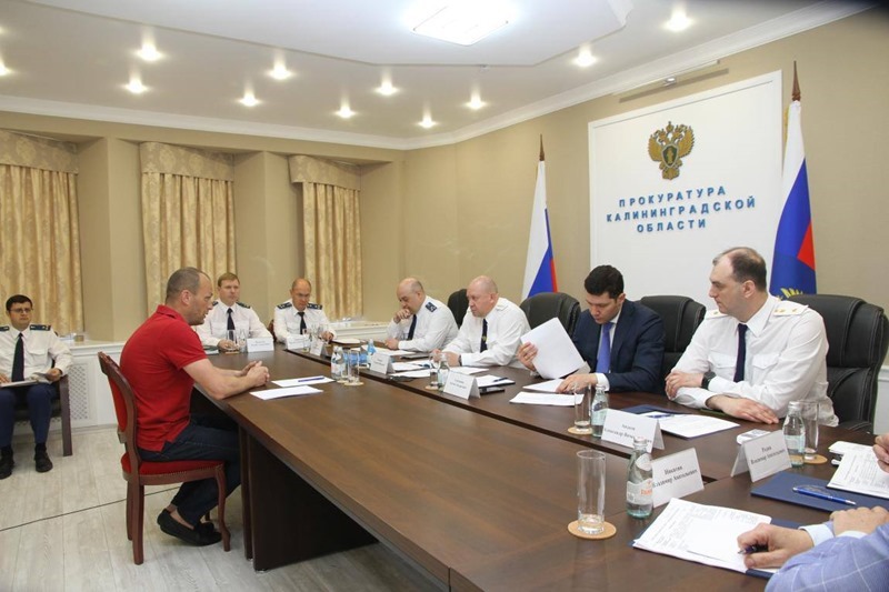 Заместитель Генпрокурора России вместе с Алихановым провели личный приём граждан