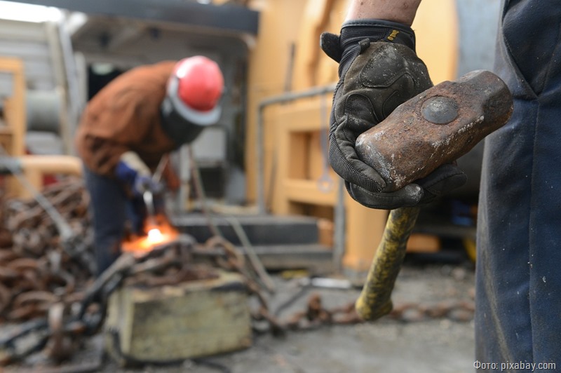 Более пятисот калининградцев заключили социальный контракт на поиск работы