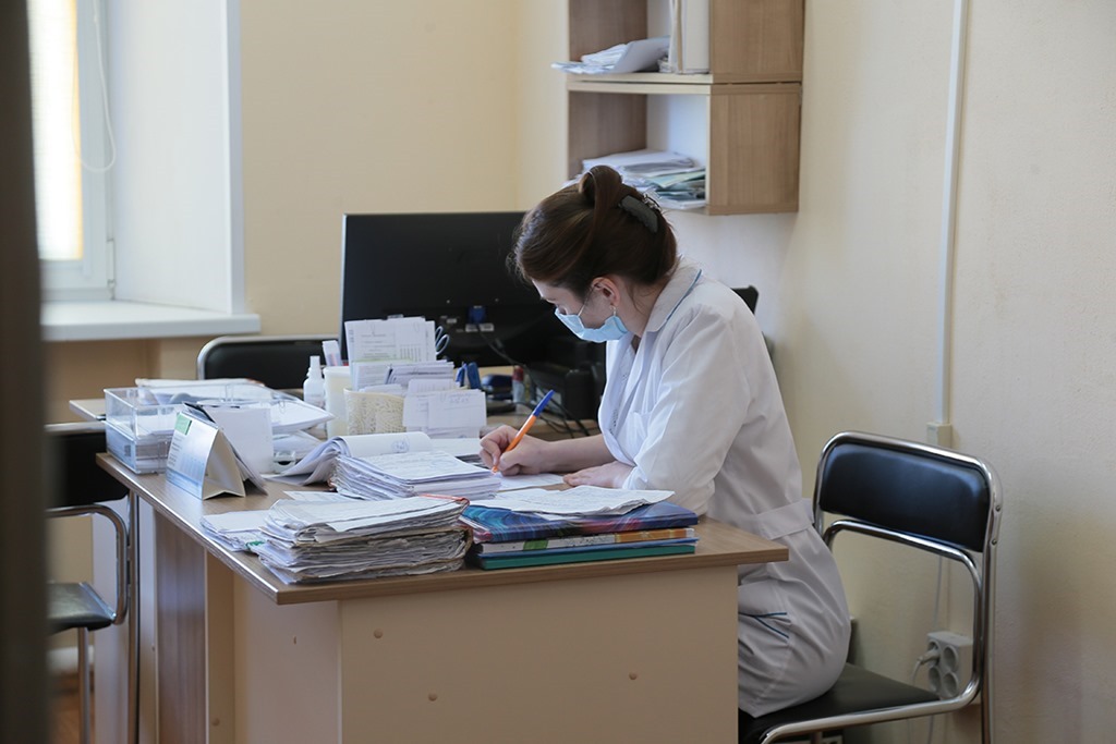 Минздрав рассказал о графике работы больниц Калининградской области в период новогодних каникул
