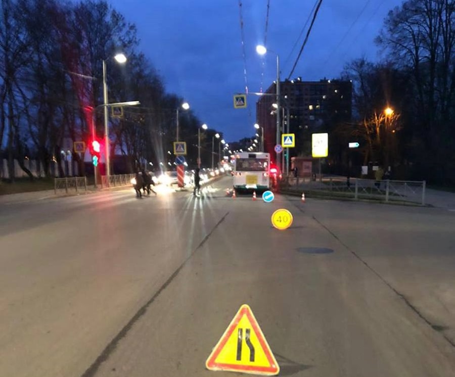 В Калининграде автобус сбил женщину-пешехода на «зебре»