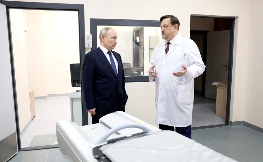 Владимир Путин высоко оценил оснащение онкологического центра в Родниках