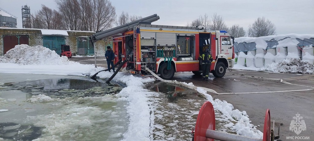 В Черняховске спасатели отработали крупное ЧП на заводе