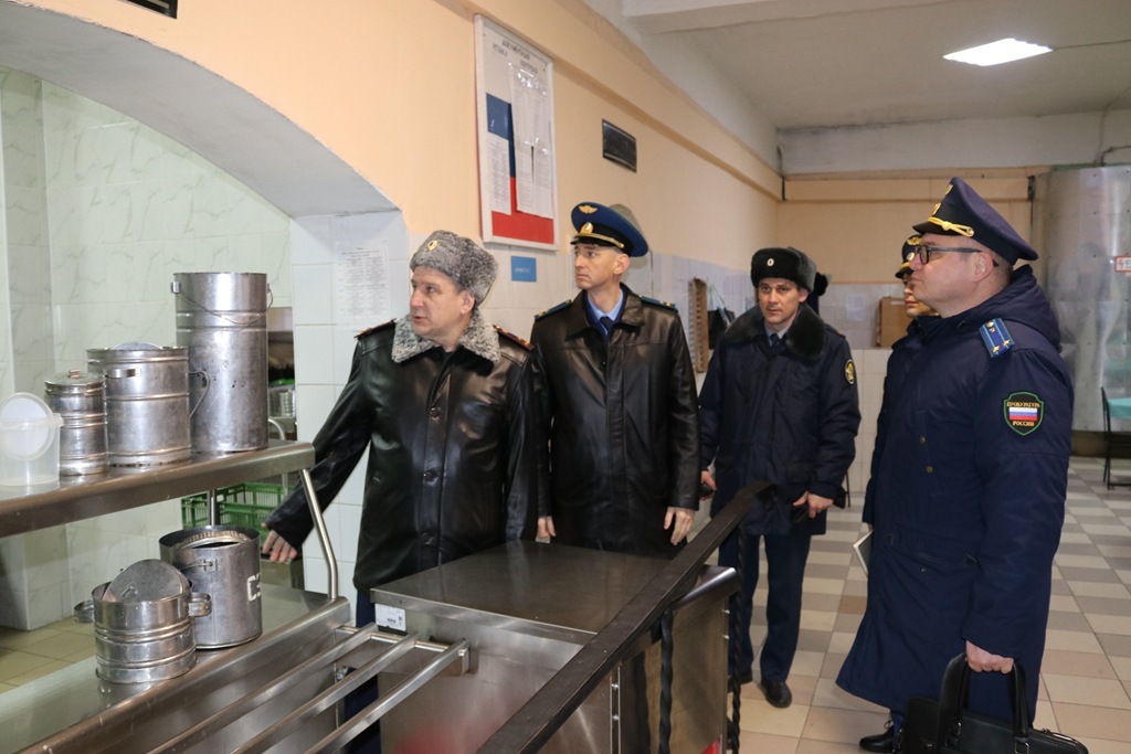 Зам прокурора в ИК-9 3_1 Зам прокурора в ИК-9 3_1