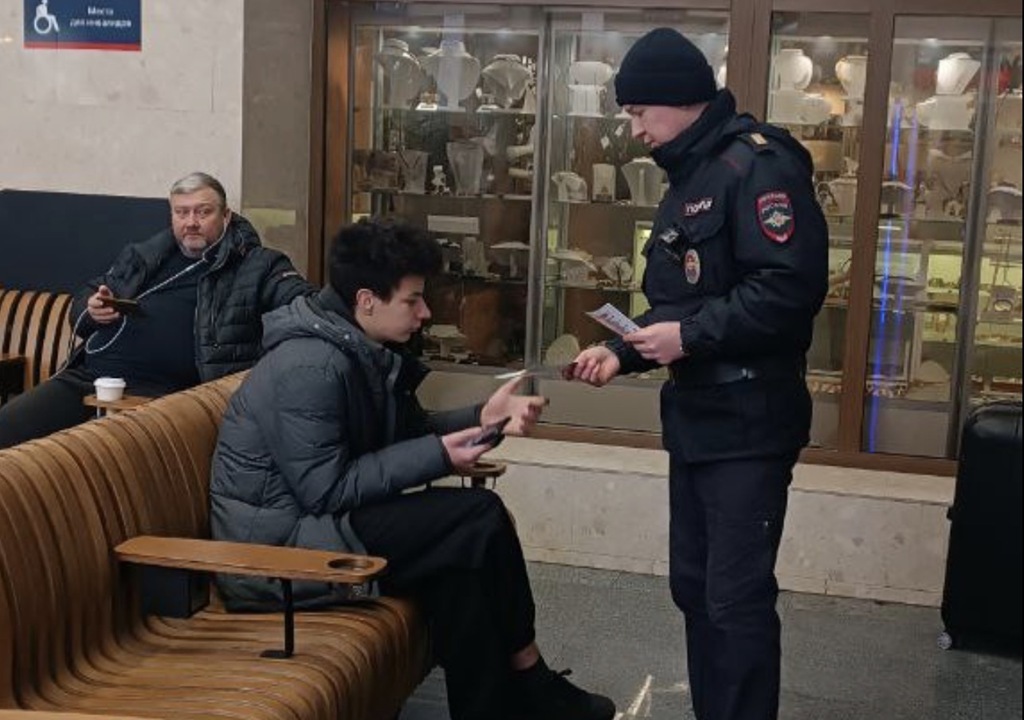 На Южном вокзале Калининграда прошла акция по безопасности на транспорте