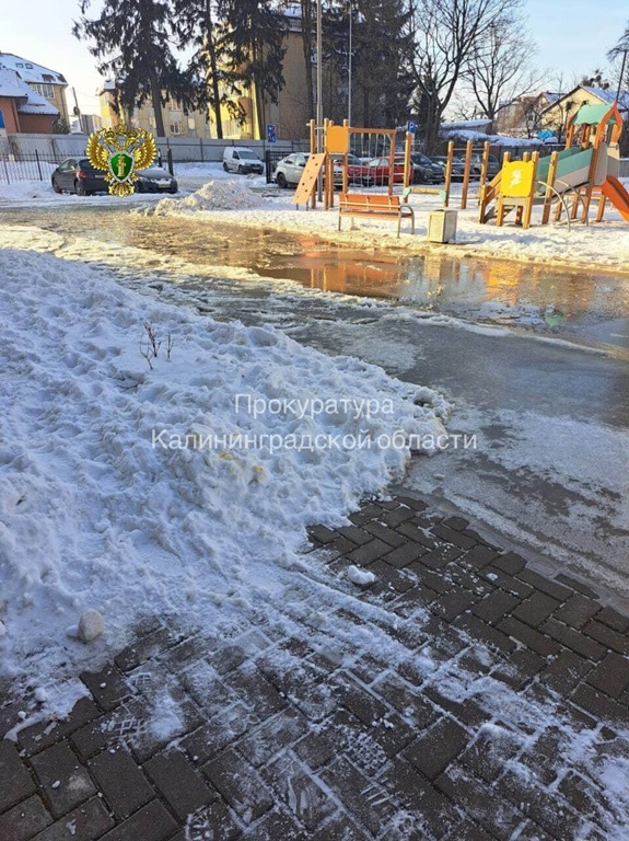 Затопленный двор на Орудийной: прокуратура начала проверку